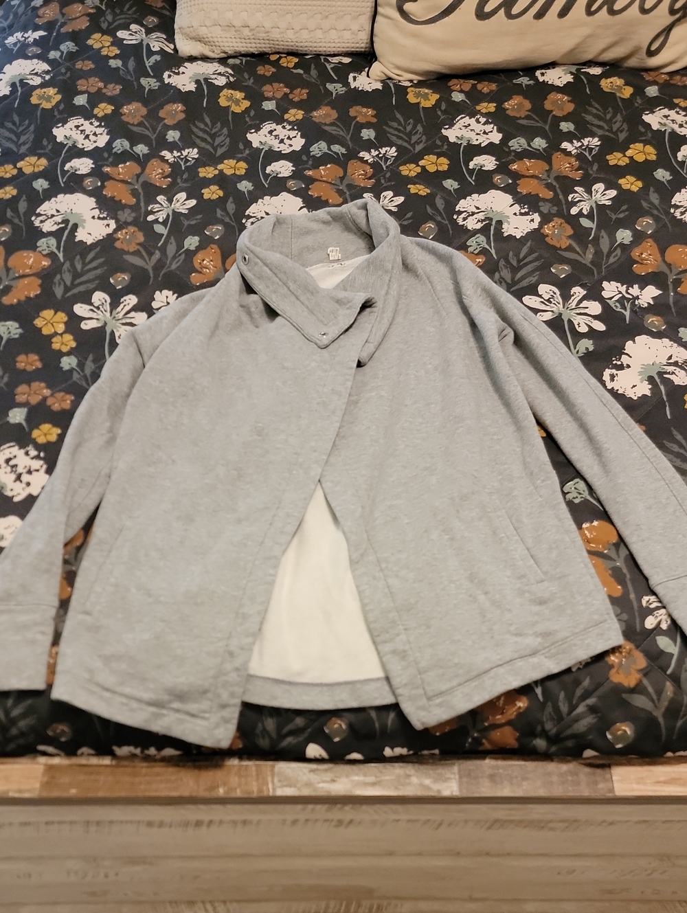 Under Armour Light Gray Wrap Front Women's Jacket